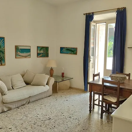 Centralissimo A 2 Passi Dal Mare Appartamento Santa Marinella